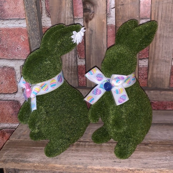 Moss Bunnies tiered tray spring Easter farmhouse decor - Picture 4 of 6